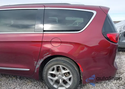 2018 Chrysler Pacifica Touring L z USA, uszkodzony, nr VIN 2C4RC1BG7JR271272